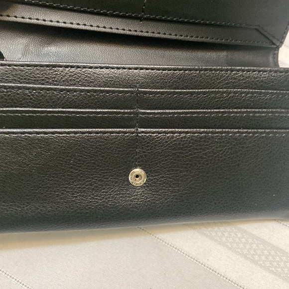 Black Textured Genuine Leather Womens Wallet - 12 Card Slots -2 Zip Pockets NWOT - Picture 7 of 9